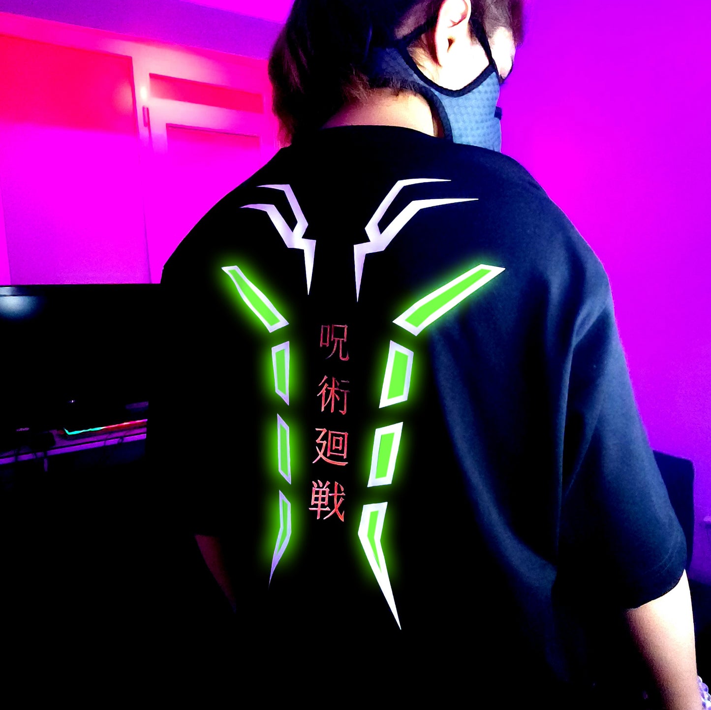 Camiseta Oversize Luminiscente Sukuna