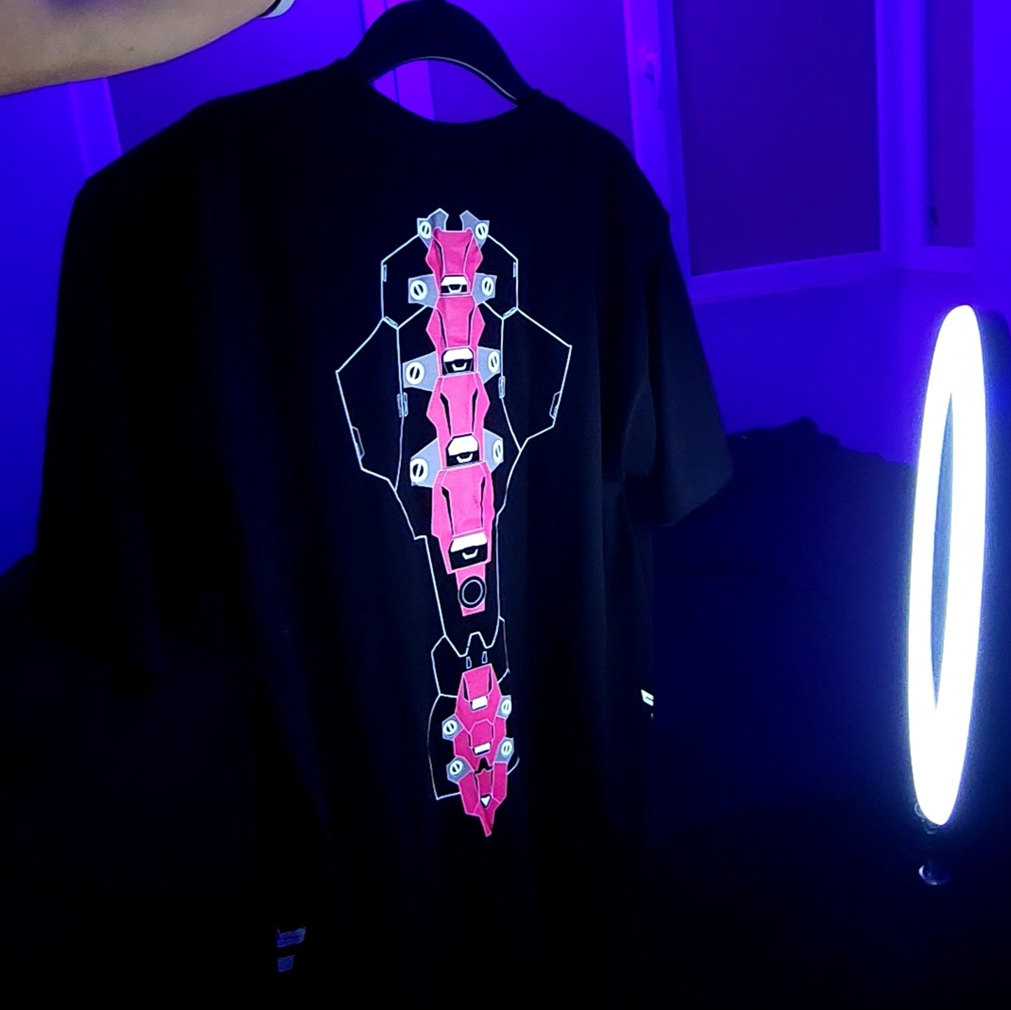 Camiseta Oversize Luminiscente CyberPunk 2
